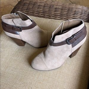Carlos by Carlos Santana booties. Size 7,worn once